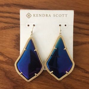 Kendra scott earrings